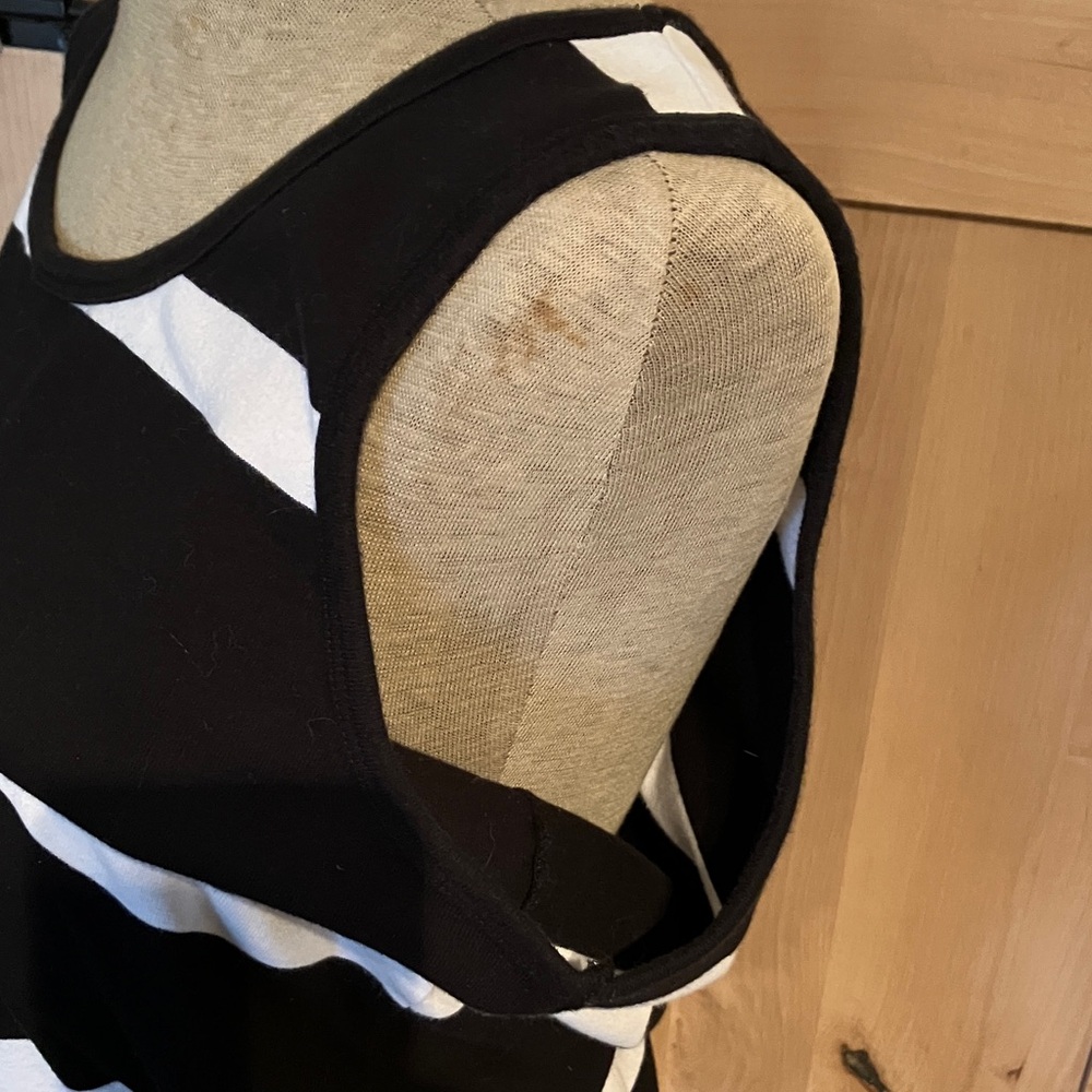 Talbots Black and White size L Striped Short Sleeve 100% cotton top. - Picture 6 of 8